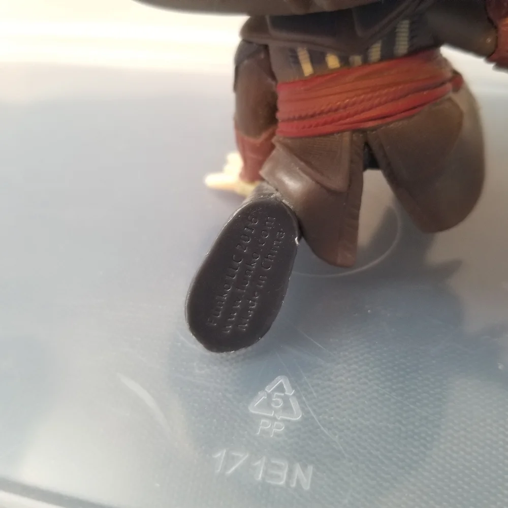 Funko Pop! Figure Aguilar Crouching Assassin's Creed Exclusive 379 **CLEARANCE*